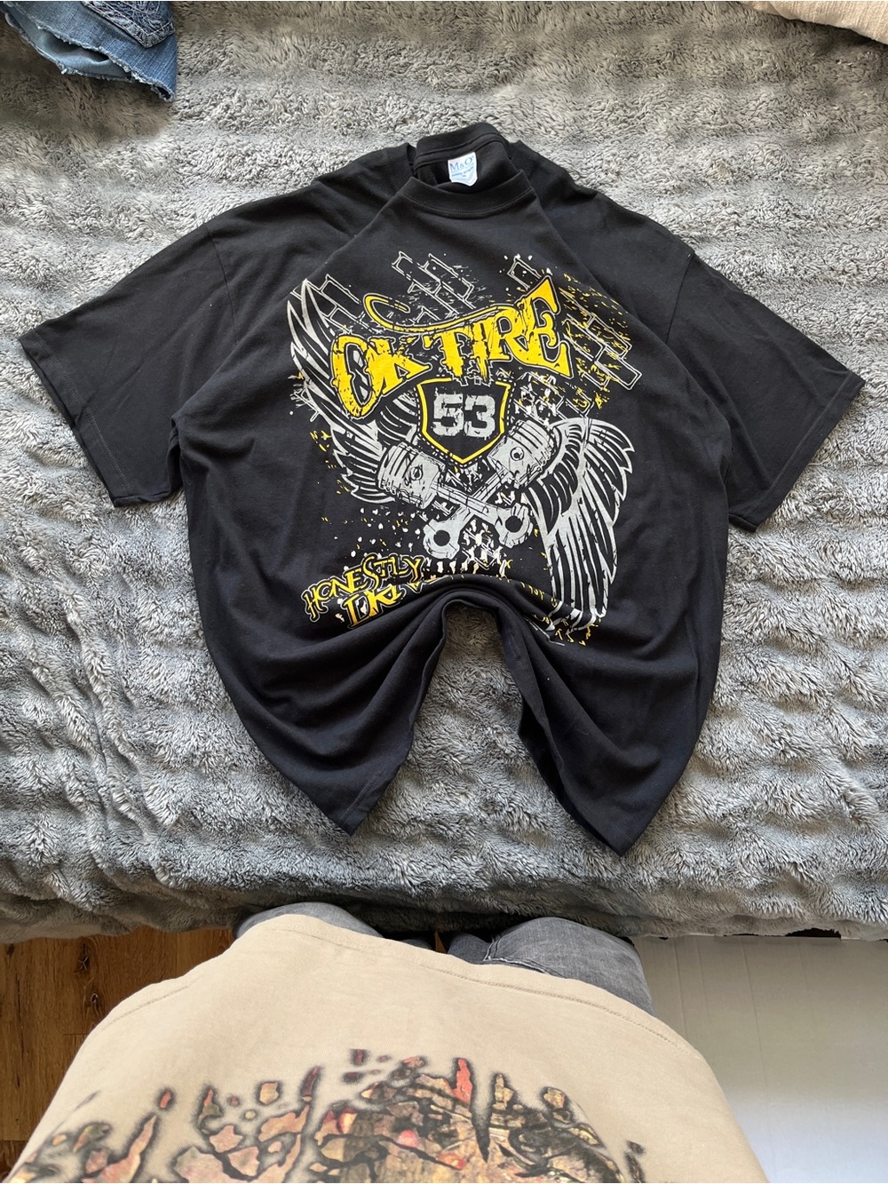 Black & Yellow Graphic Short Sleeve Tee - Unbranded